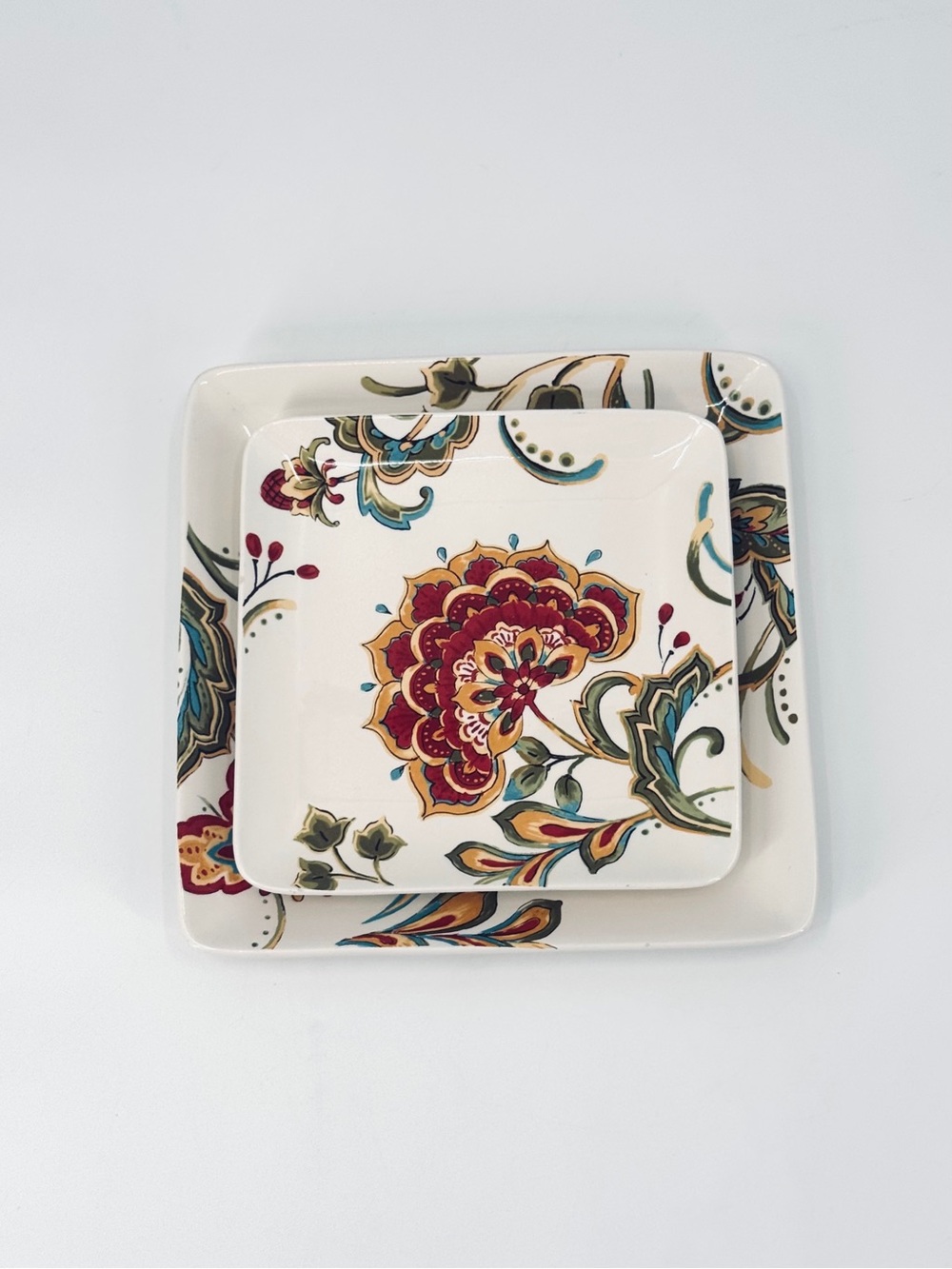 Better Homes and Gardens Floral Dinner & Salad Square Plate Set